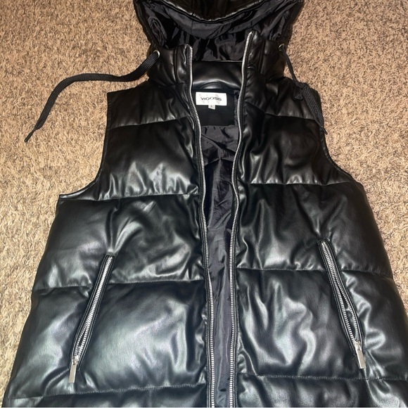 Vigoss Sz L Hooded Black Vegan Faux Leather Quilted Puffer Vest Pockets Womens - Picture 2 of 14